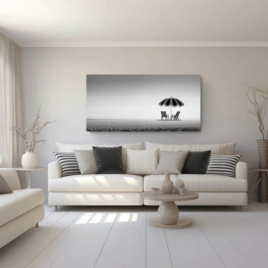 Panorama Wandbild: Einsame Strandszene in Stilvoller Schwarz-Weiß-Optik - posterfolio.de