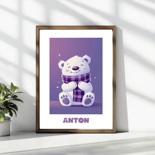 Fröhlicher Eisbär: Dein personalisiertes Poster für winterliche Gemütlichkeit! - posterfolio.de