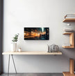 Erlebe die Metropole: Panoramabild der nächtlichen Stadtszene - posterfolio.de