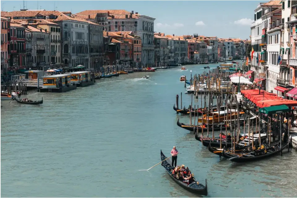 Verzauberndes Venedig Wandbild: Hole Dir die Magie nach Hause!