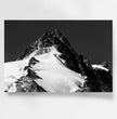 Majestätisches Großglockner Wandbild: Dein alpiner Blickfang in Schwarz-Weiß! - posterfolio.de