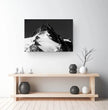 Majestätisches Großglockner Wandbild: Dein alpiner Blickfang in Schwarz-Weiß! - posterfolio.de