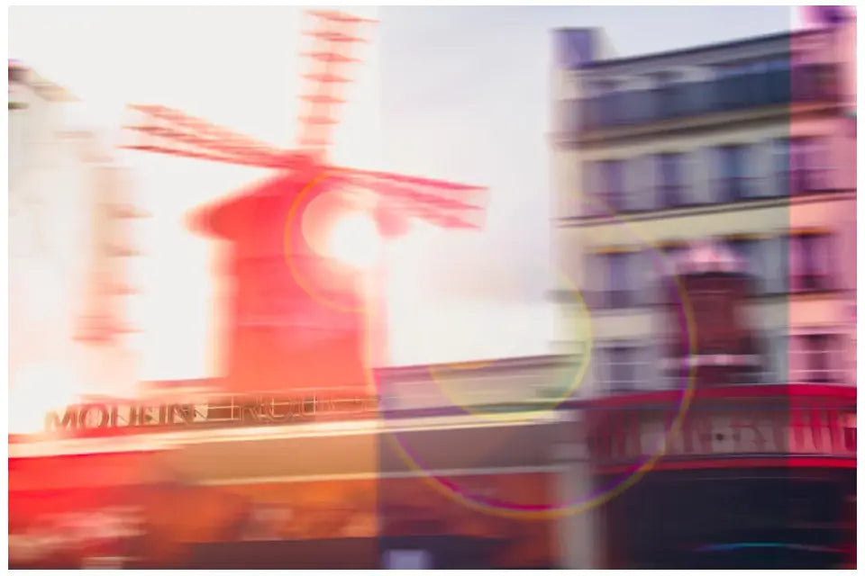 Moulin Rouge Paris Wandbild: Künstlerische Szene für dein Zuhause