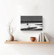 Trocken gefallenes Segelboot Wandbild: Bretagne in stimmungsvoller Stille - posterfolio.de