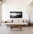 Panorama Wandbild: Zeitloser Leuchtturm an einem ruhigen Meer - posterfolio.de