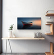 Panorama Wandbild: Einsames Boot im Sonnenuntergang - posterfolio.de