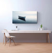 Sanfte Stille “Holzboot” – Dein beruhigendes Panoramabild für deine Wand - posterfolio.de