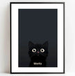 Neugierige Katze: Dein personalisiertes Poster für charmante Blickfänge! - posterfolio.de