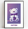 Fröhlicher Eisbär: Dein personalisiertes Poster für winterliche Gemütlichkeit! - posterfolio.de