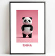 Fröhlicher Panda: Dein personalisiertes Poster für strahlende Kinderzimmer! - posterfolio.de