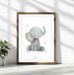 Liebenswertes Elefantenbaby: Dein personalisiertes Poster für pure Freude! - posterfolio.de