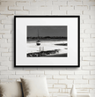 Trocken gefallenes Segelboot Wandbild: Bretagne in stimmungsvoller Stille - posterfolio.de