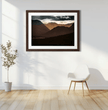 Highlands Schottland Wandbild: Dramatischer Sonnenuntergang über den Berggipfeln - posterfolio.de